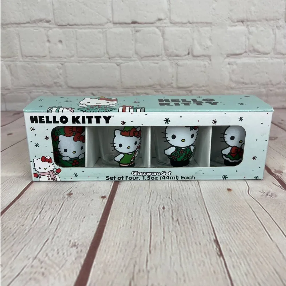 Hello Kitty Set Of Four Shot Glassware Set 1.5 Oz Each